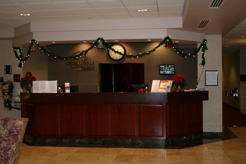 Evergreen Inn & Suites Monroe Exterior photo